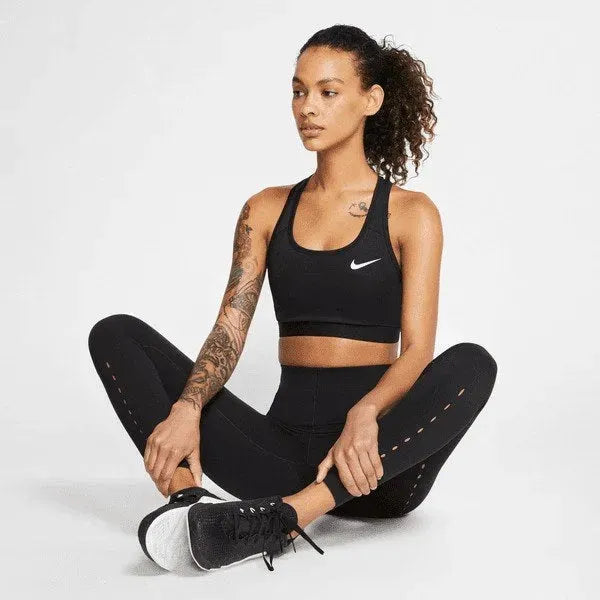 Nike Swoosh Womens Medium-Support Non-Padded Sports Bra Sportmelltartó - Sportmania.hu
