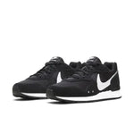 Nike Venture Runner Men\"s Shoe Cipő - Sportmania.hu